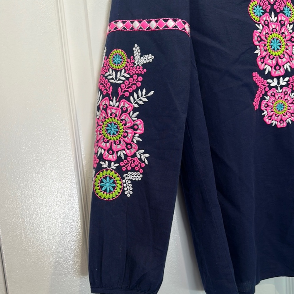 Lilly Pulitzer Navy Blue Embroidered Women's Top - Picture 2 of 3
